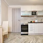 Charles City Centre Apartment