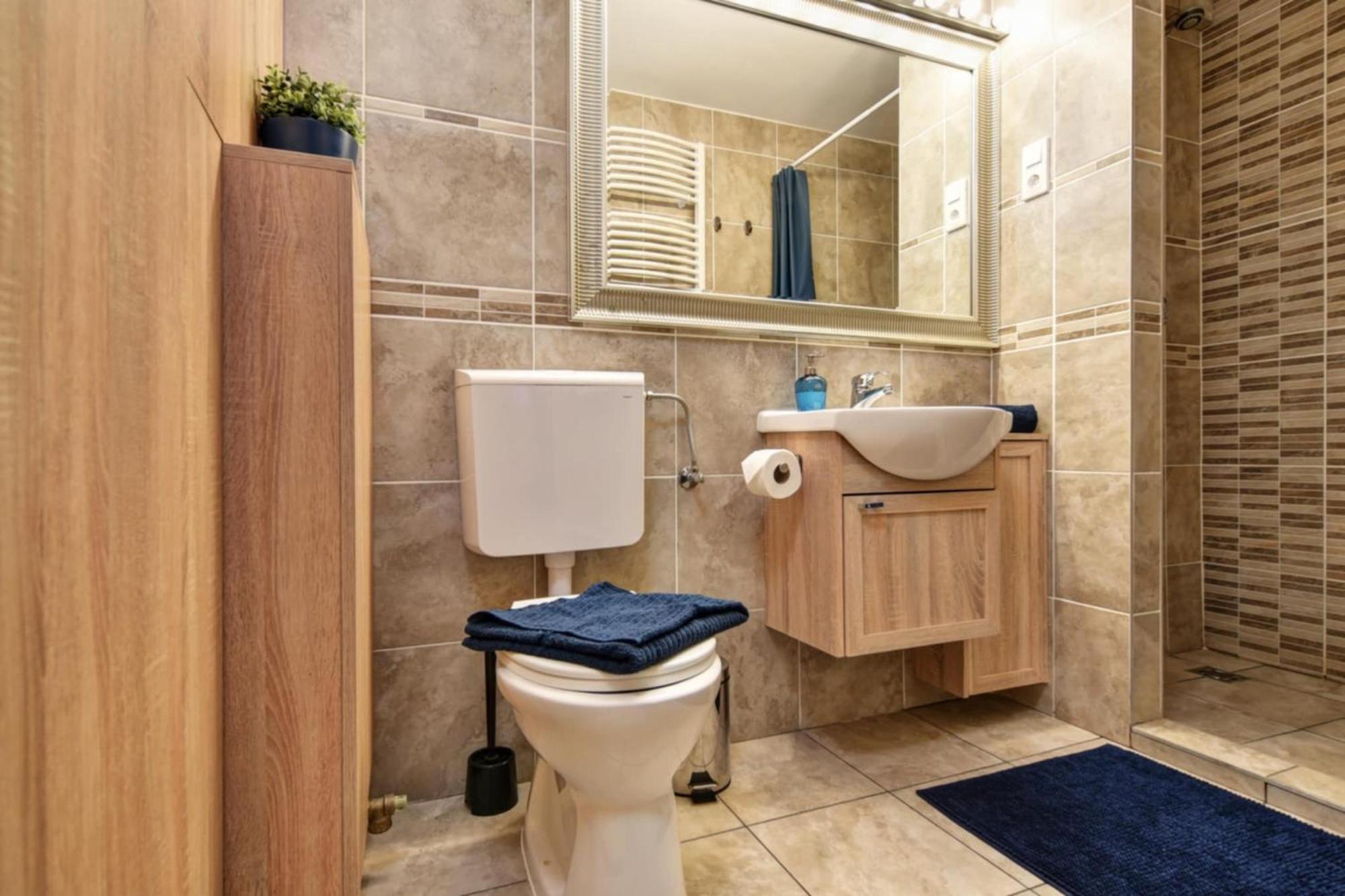 Apartment Charles City Centre *